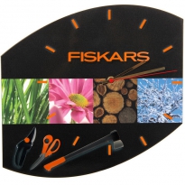 Настенные часы с логотипом компании из металла "Fiskars"