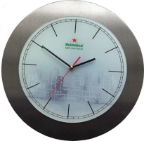 Настенные часы с логотипом компании из металла "Heineken"