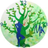 Настенные часы с логотипом компании из металла "МК"