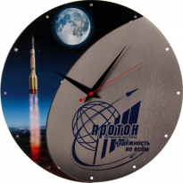 Настенные часы с логотипом компании из металла "Протон"